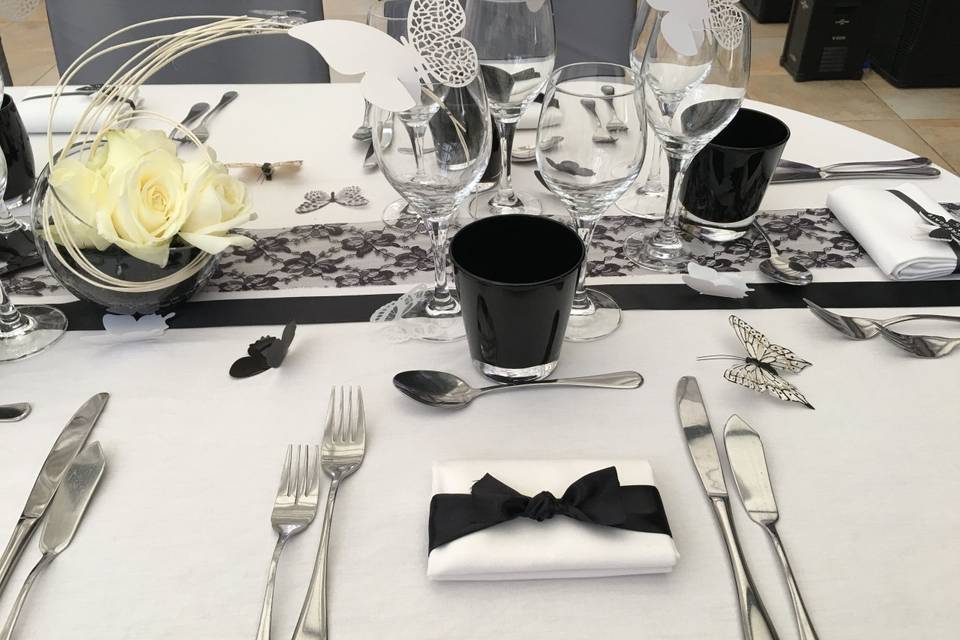 Table noire et blanc