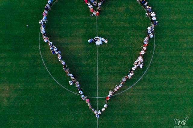 Coeur sur stade foot
