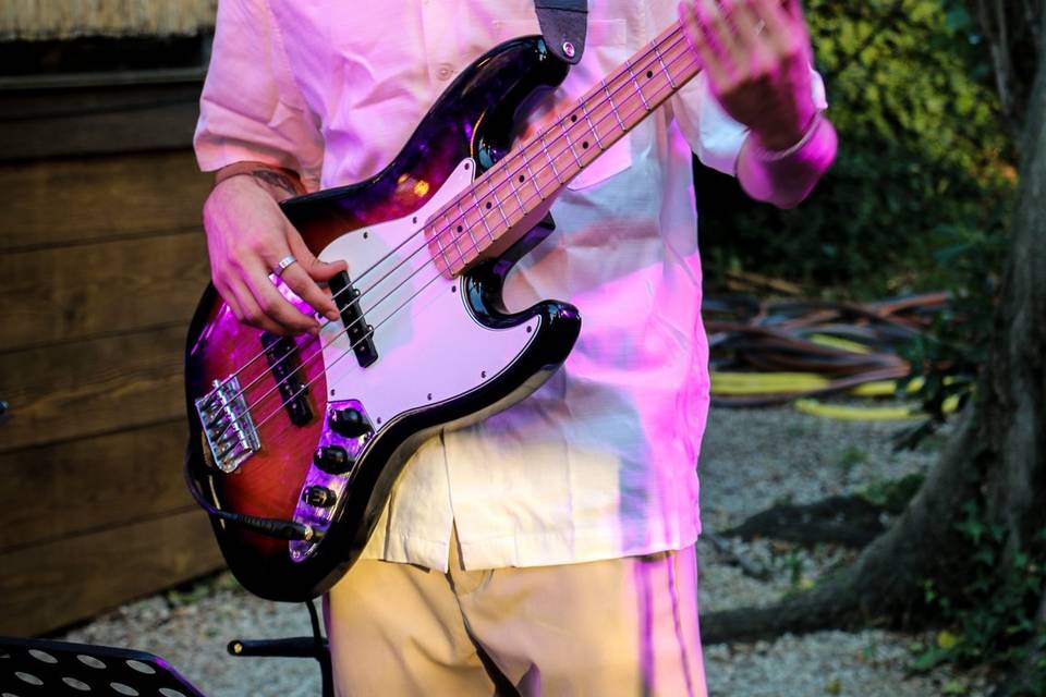 Khalis le bassiste