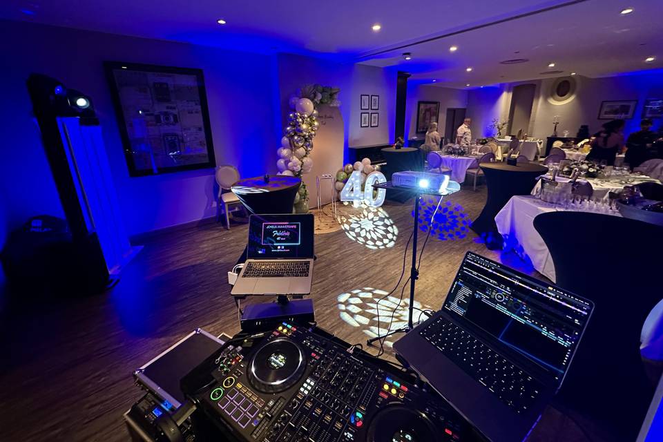 DJ Thibault