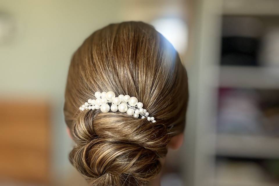 Updo low