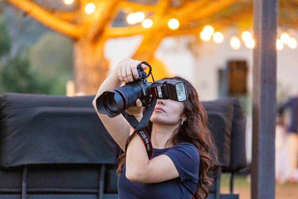 photographe visant vers le haut