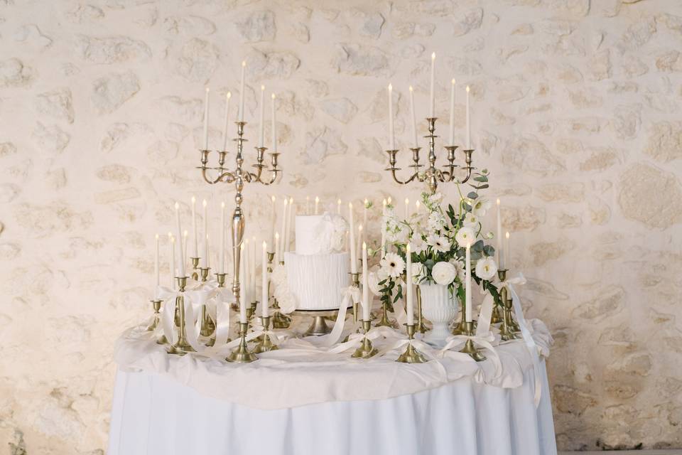 Wedding Cake Table