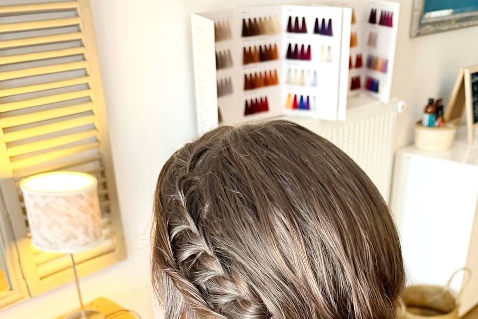 Coiffure attachée bohème