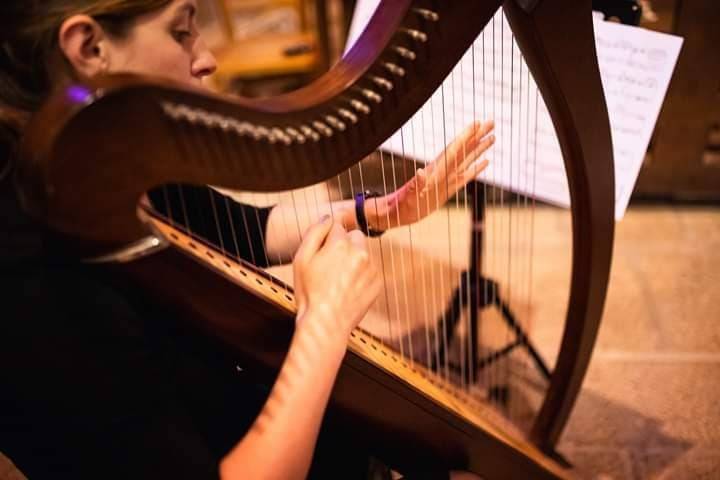 Jeanne Brachet Harpiste