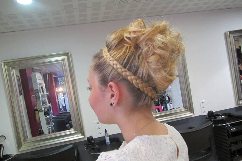 Chignon tresses