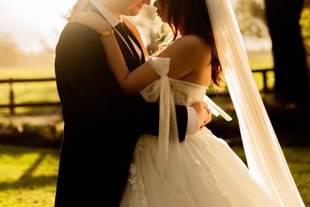Olivia & Brad - Australia