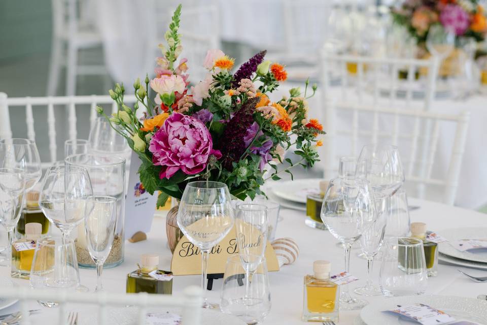 Une table dans l'orangerie