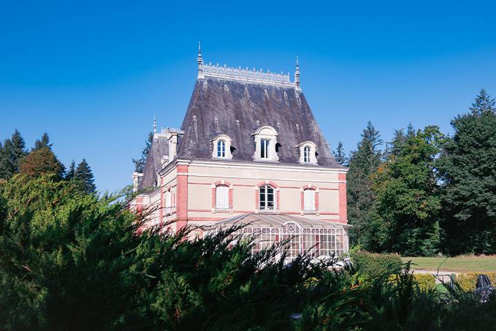 Extérieur du chateau de Bouche