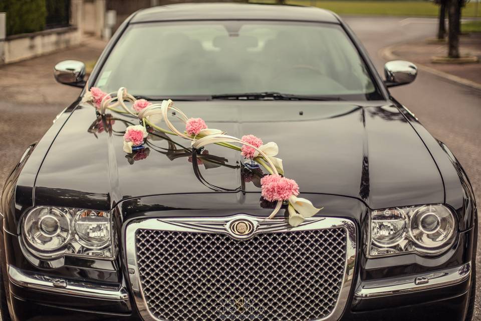 Tresse fleurie voiture mariés