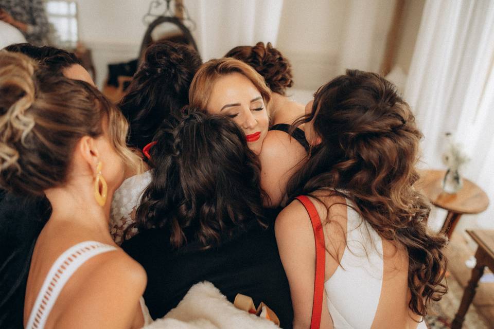Team bride