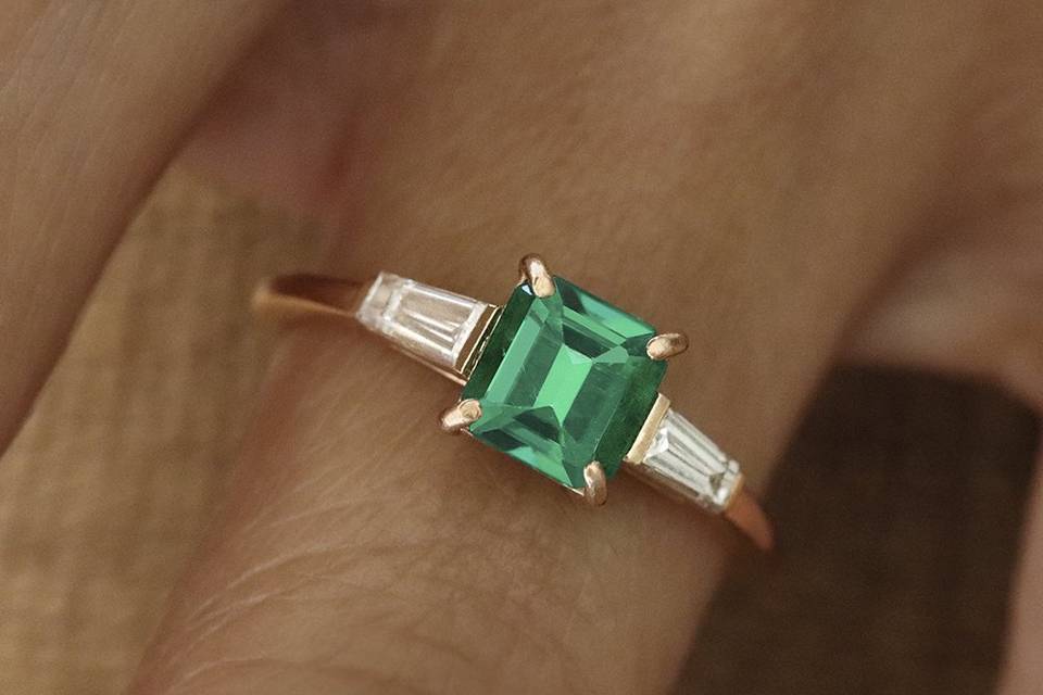Bague saphir vert