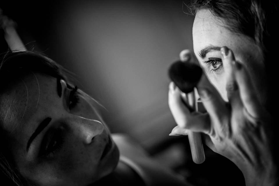 Make-up (Divine Parenthèse)