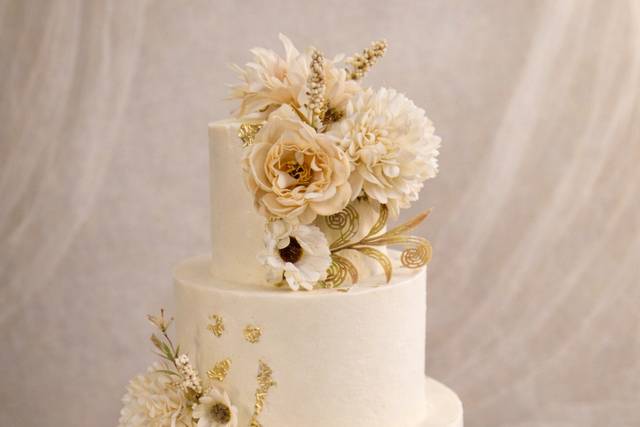 Wedding cake boheme chic