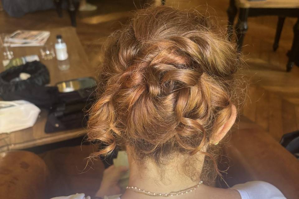 Chignon coiffé décoiffé