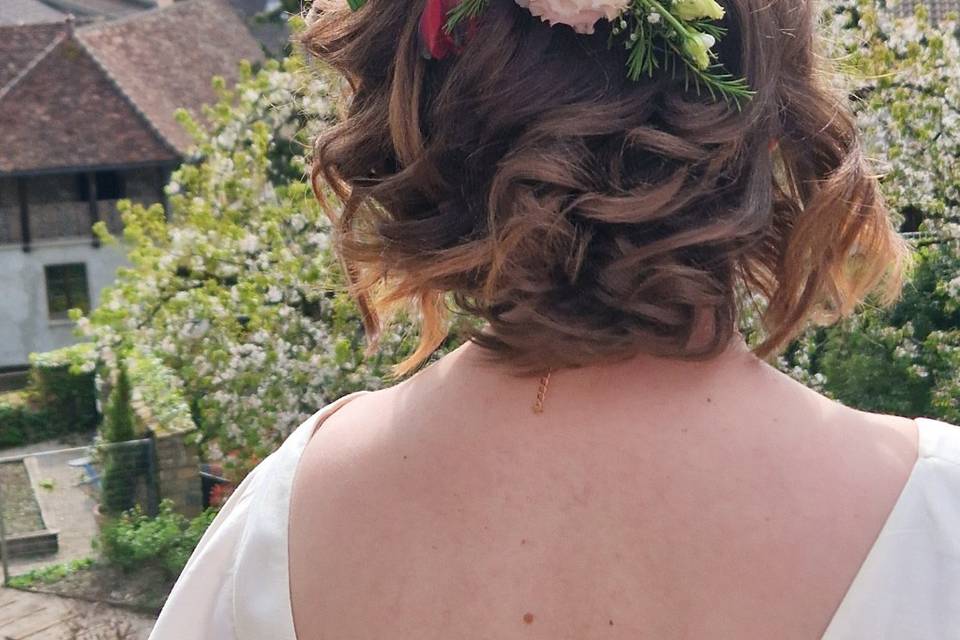 Coiffure fleurie