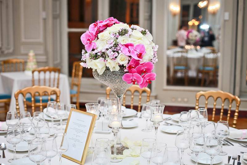 Centre de table avec orchidées