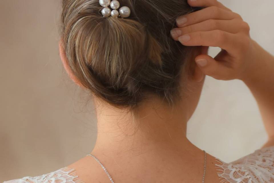 Collier de dos mariage