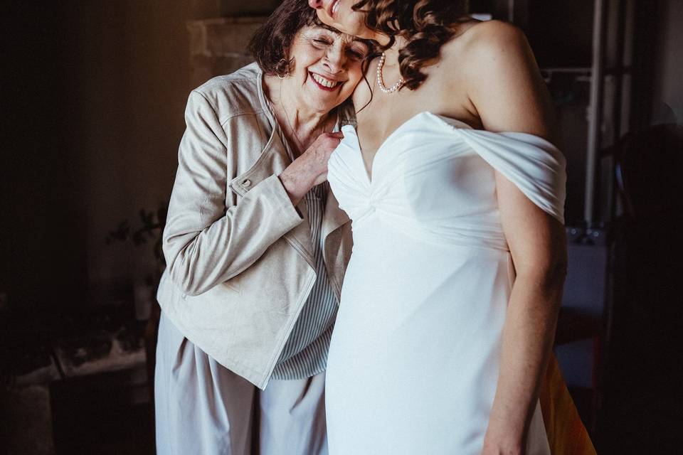 Câlin avec la maman