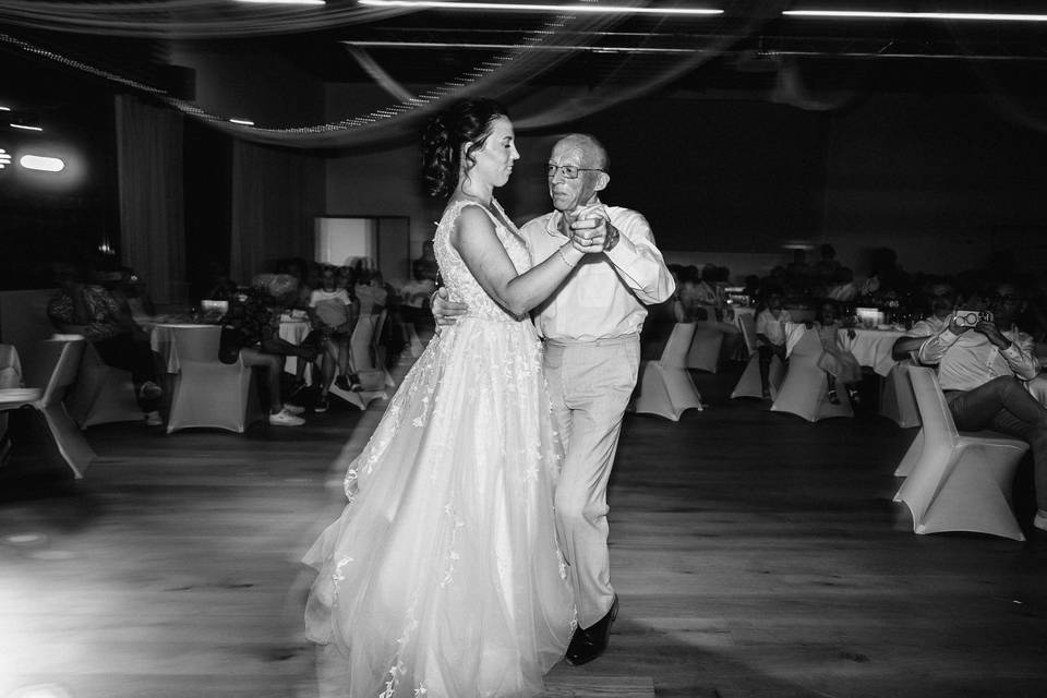 Danse de la mariée avec papa
