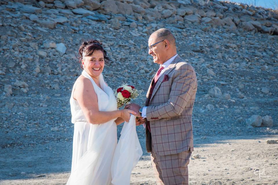 Séance couple sur la plage