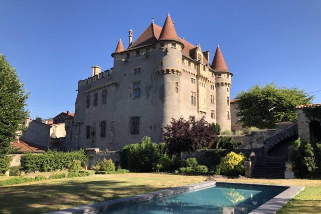 Château vu  du bassin