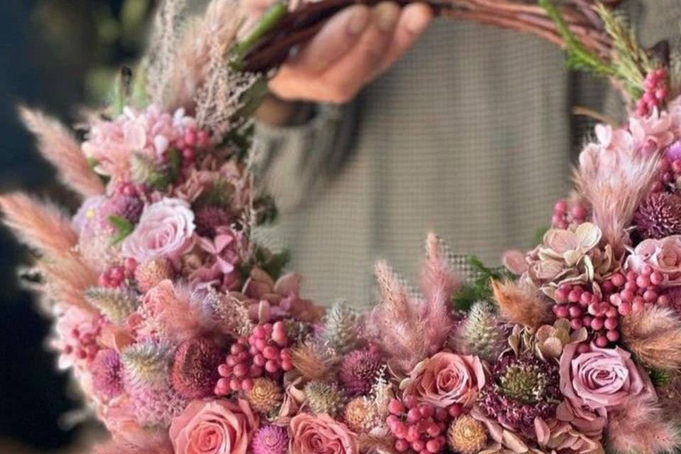 Couronne de fleurs séchées