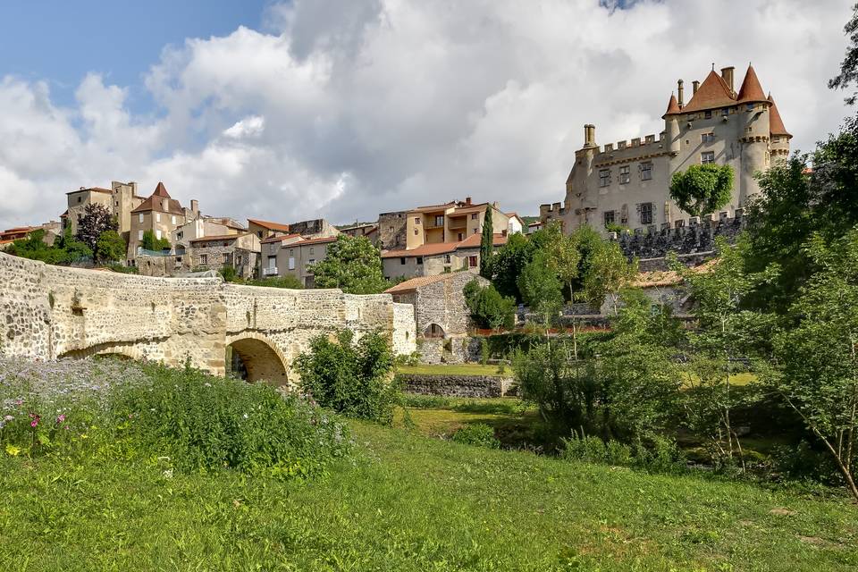 Château de Saint-Amant