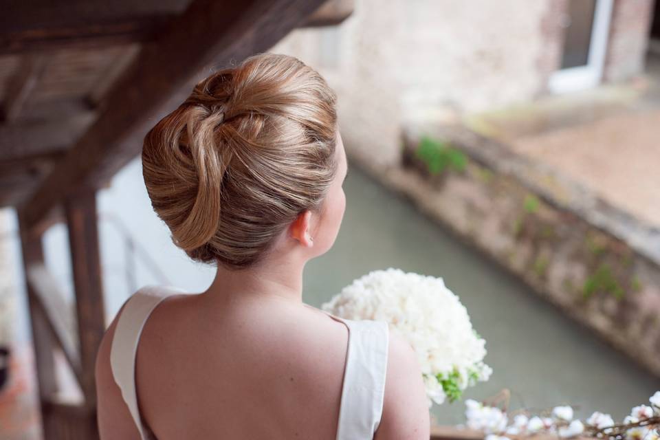 Isabelle Devigne - La Coiffure de Mariage