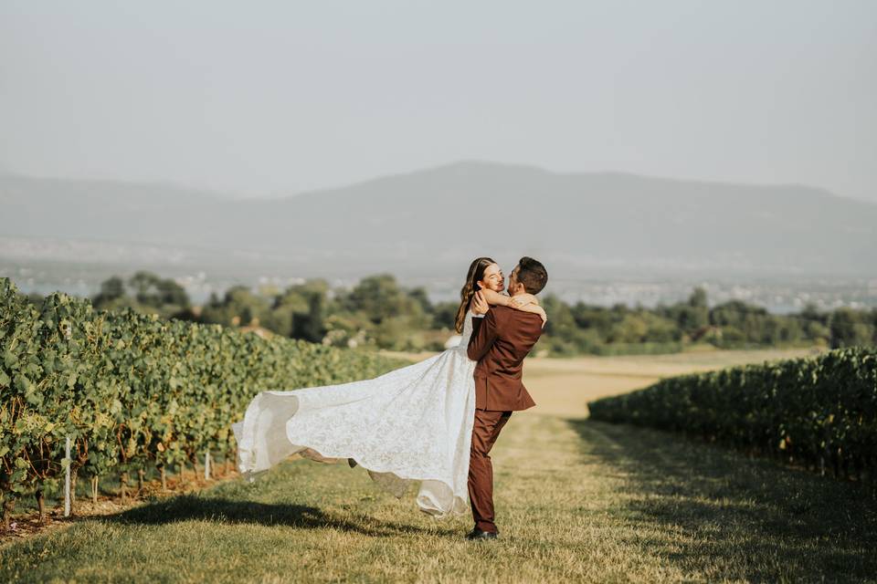 Séance couple dans les vignes