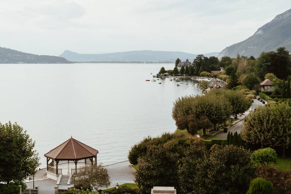 Au pied du lac d'Annecy