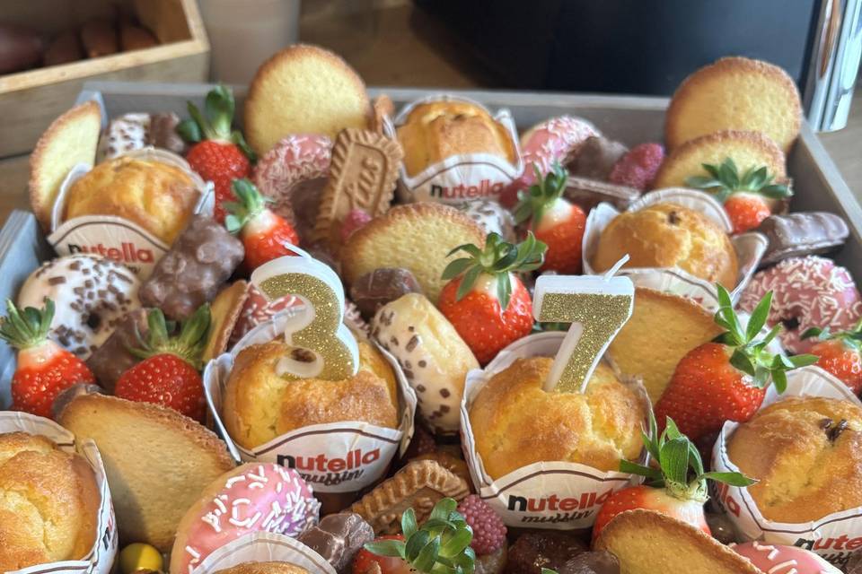 Plateau anniversaire sucré