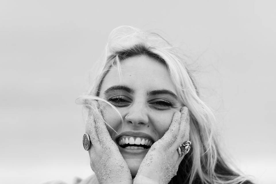 Chloé James