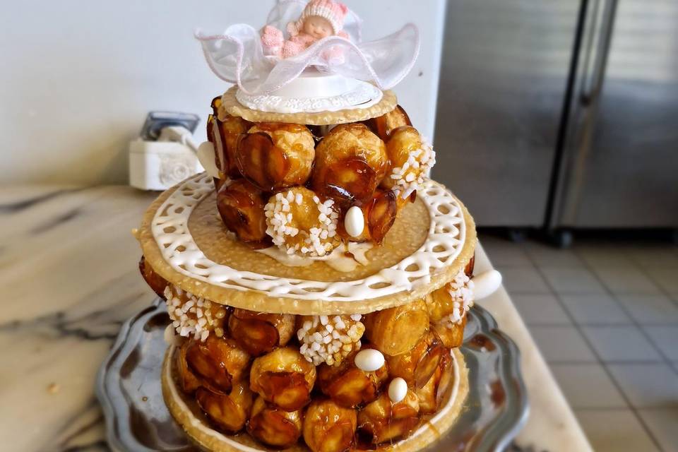 Croque en bouche