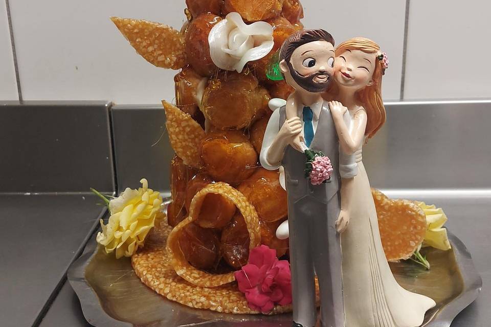 Croque en bouche