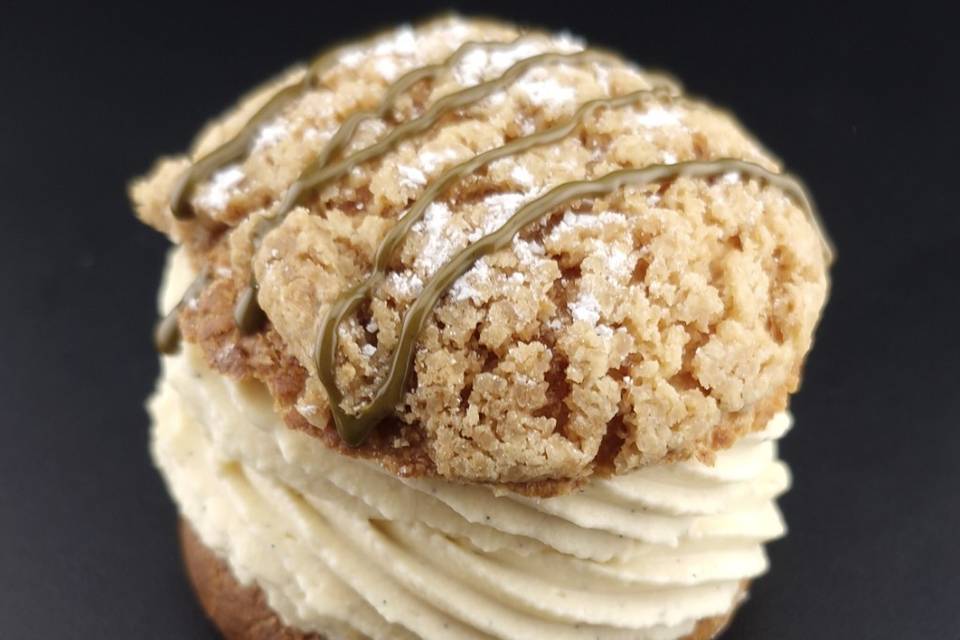 Choux pistache