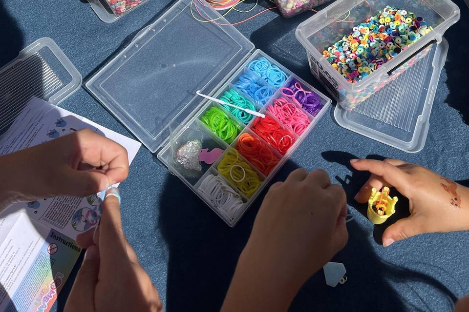 Création de petit bracelets