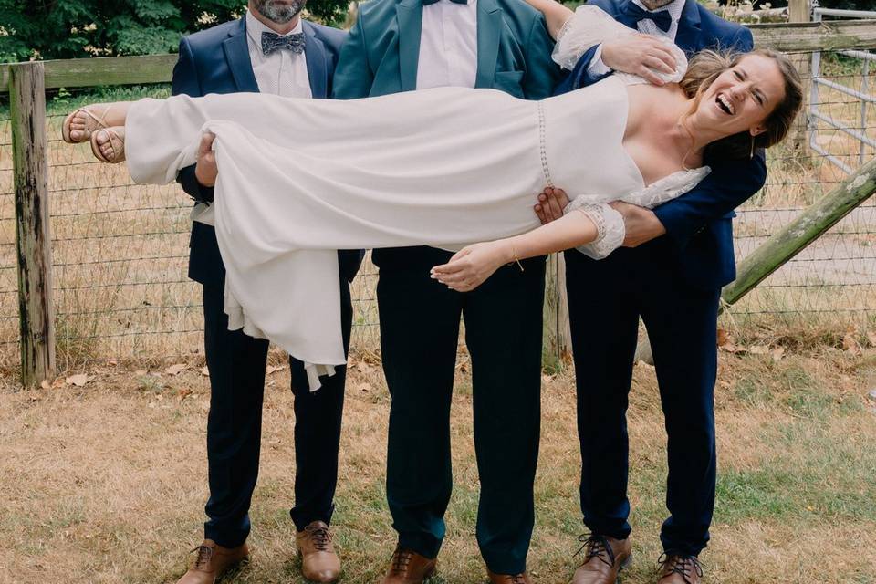 La mariée et ses frères