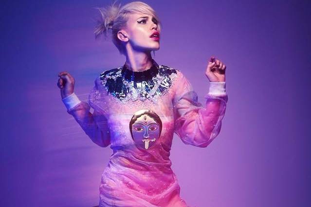 Editorial mag makeuphair
