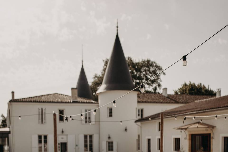 Dîner dans la cour
