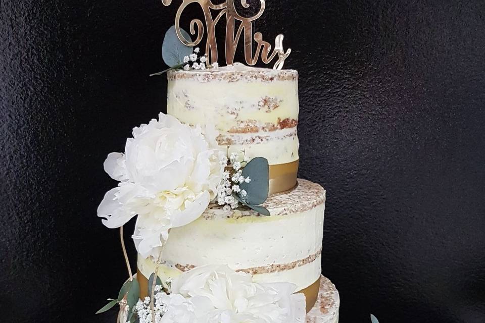 Naked cake