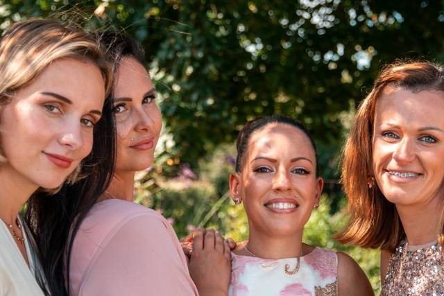 Photo de groupe des femmes.