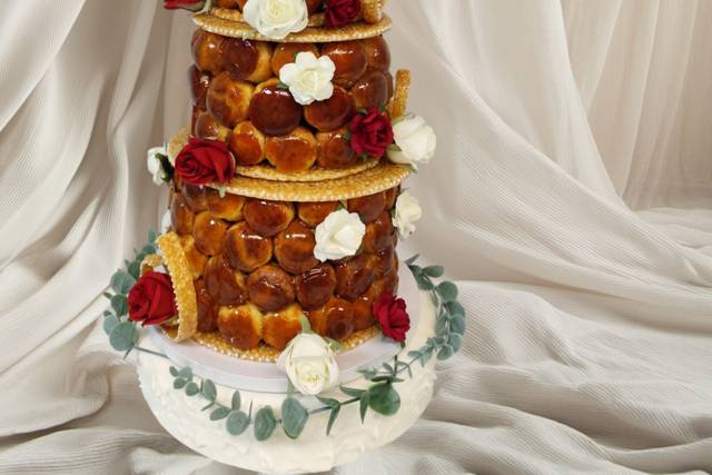 Croquembouche 132 choux