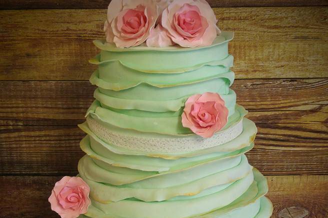 Wedding cake shabby