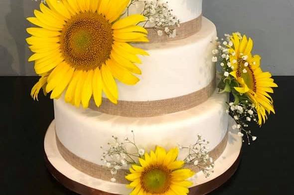 Wedding cake Tournesol