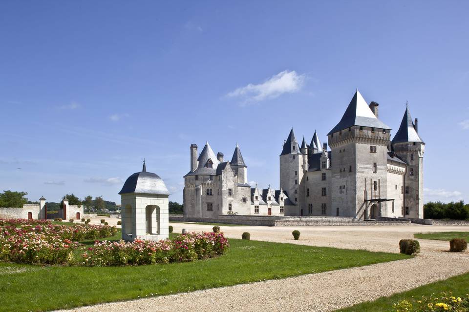 Château vu des écuries