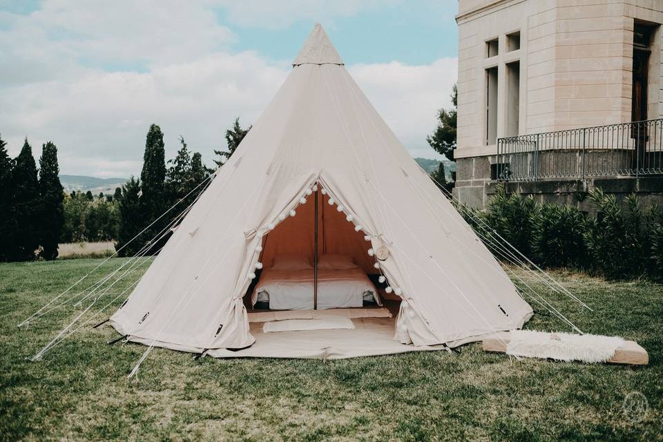 Etoiles et Toiles - Hébergement en Tipi