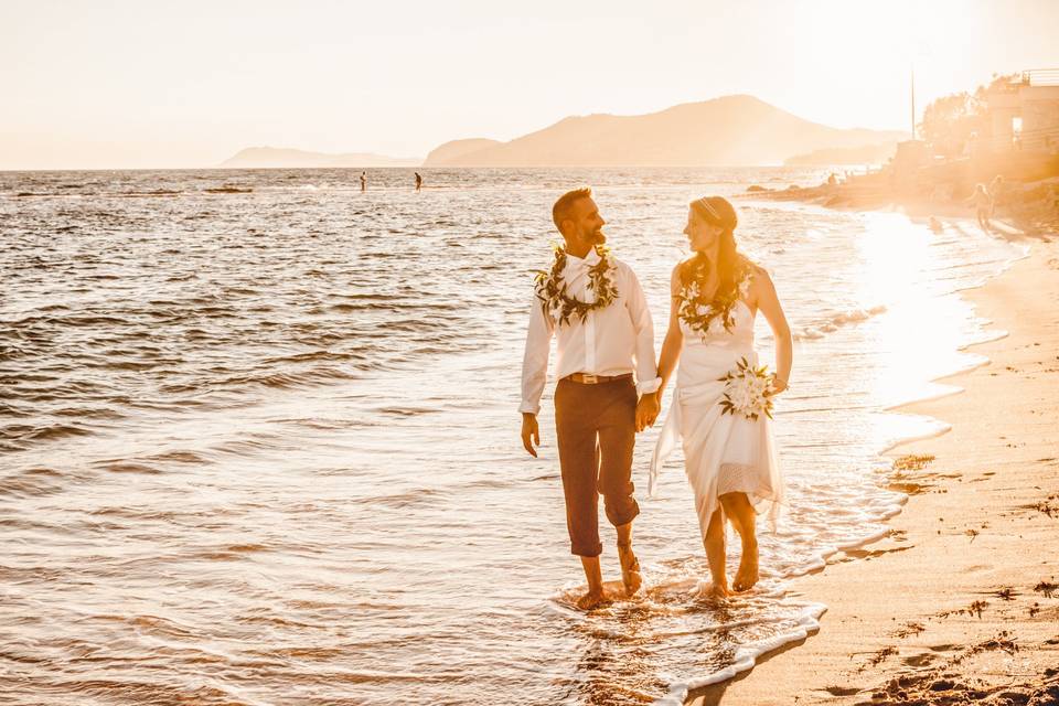 Mariés sur la plage