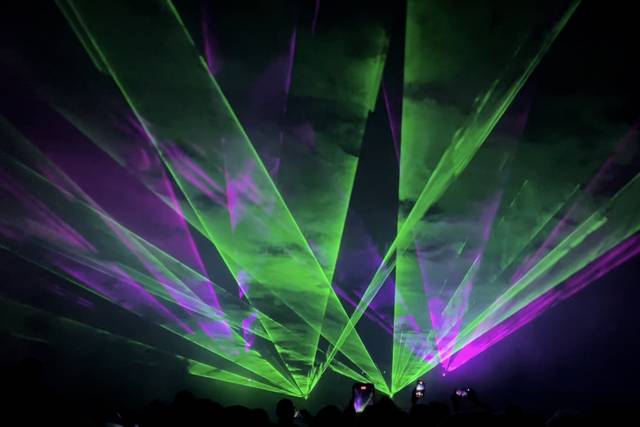 Show laser mariage