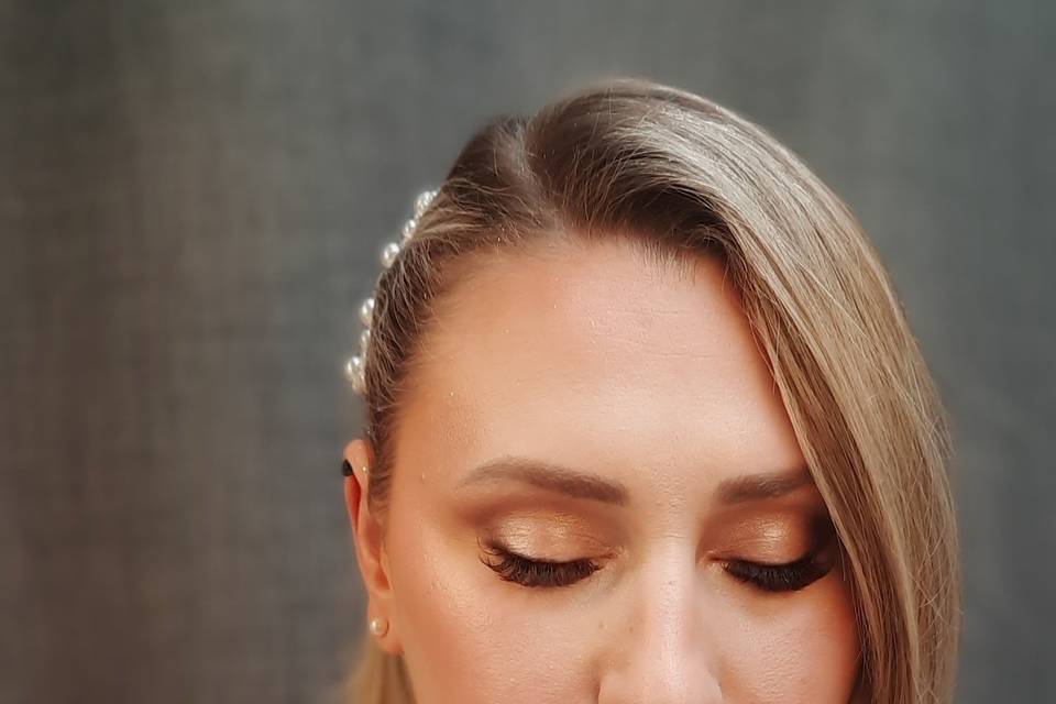 Cléophey Maquilleuse